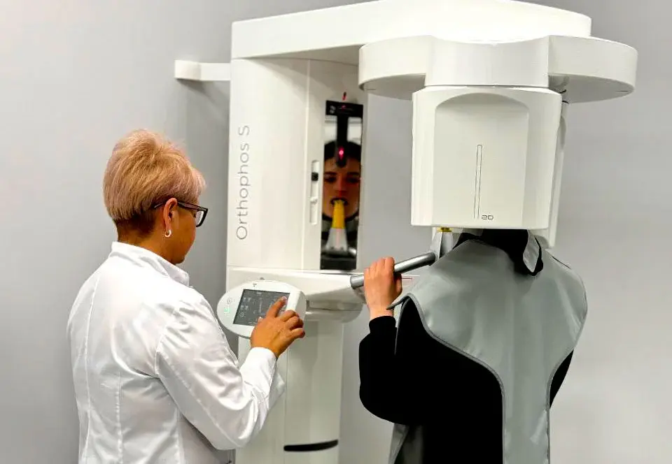 Стоматология «А Дент». Могилев, пер. Комиссариатский,29 (3 этаж).