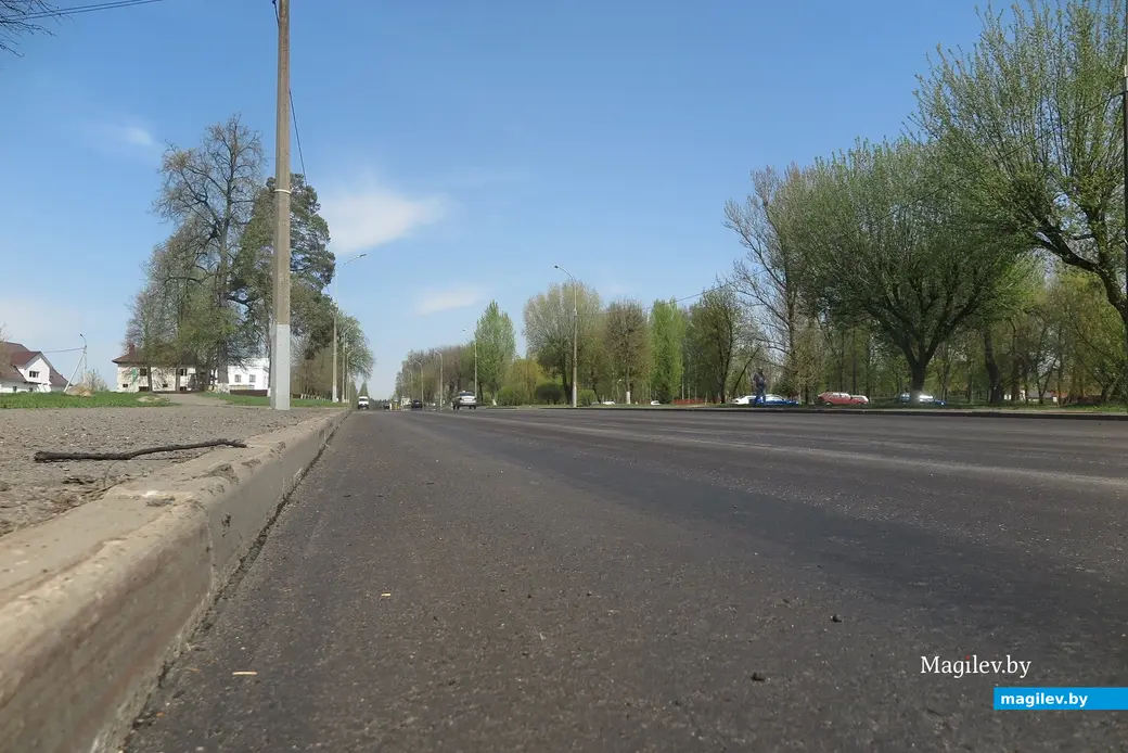 22.04.2025 г. Могилев, ул.Сурганова. Идет ремонт дороги.