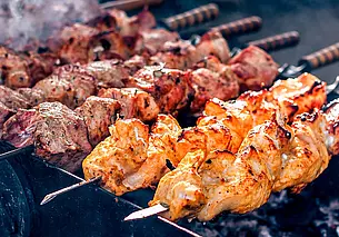 4 признака испорченного шашлыка назвала врач-эндокринолог