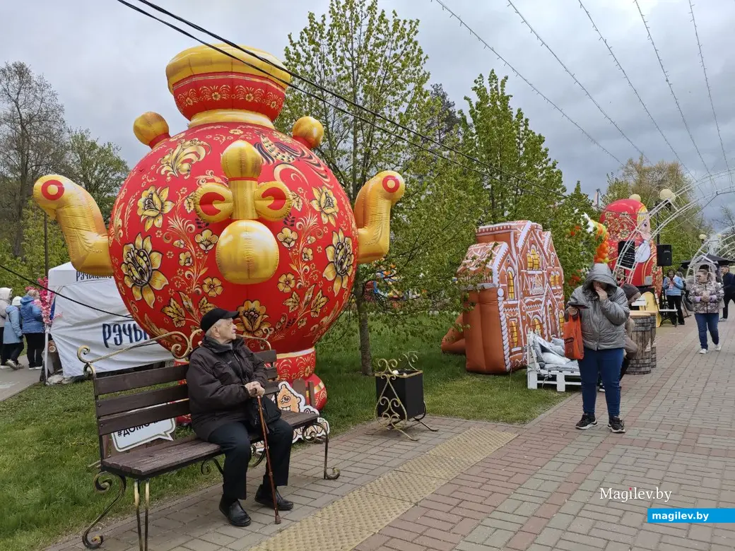 1.05.2025 г. Праздник весны и труда отмечает Могилев. Парк Подниколье