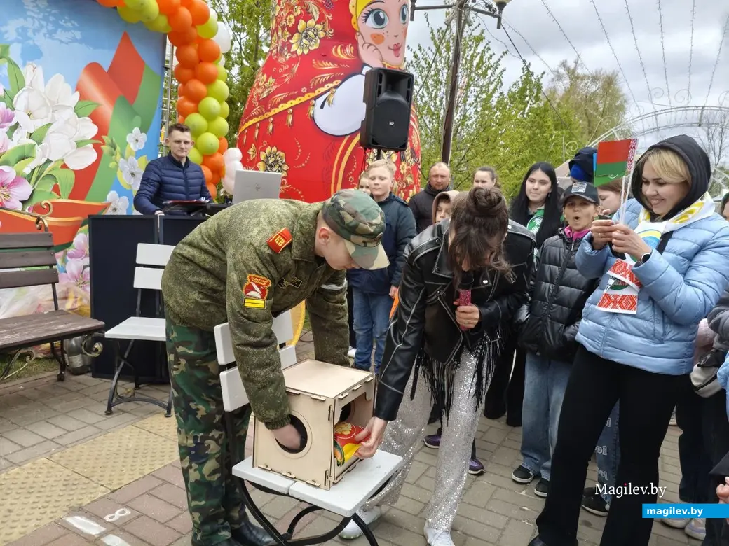 1.05.2025 г. Праздник весны и труда отмечает Могилев. Парк Подниколье