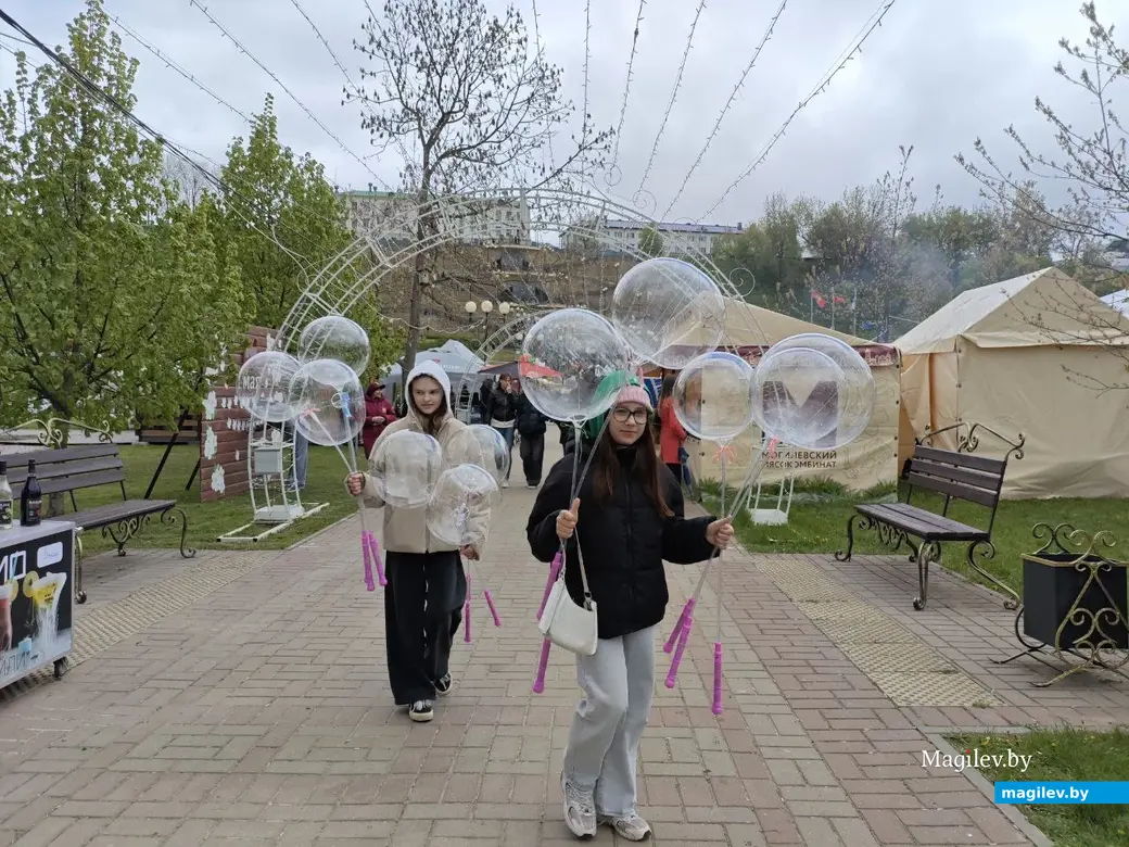 1.05.2025 г. Праздник весны и труда отмечает Могилев. Парк Подниколье
