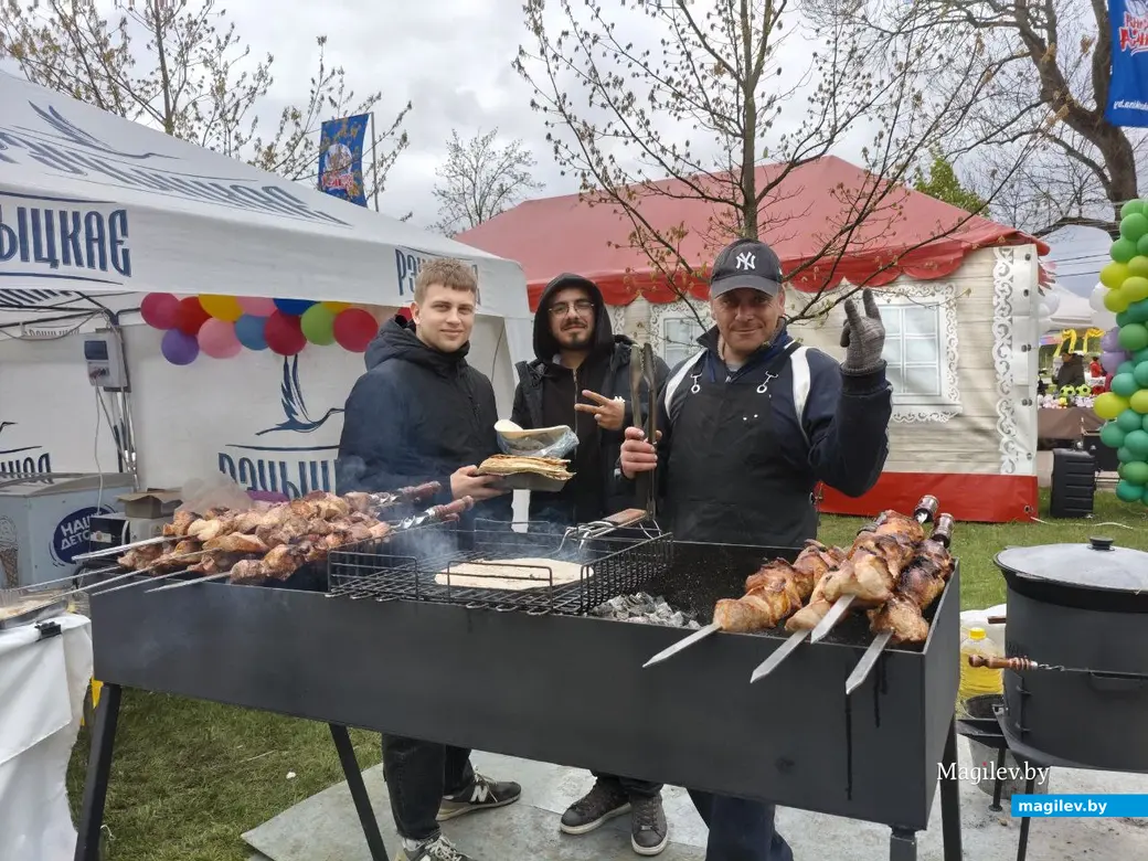1.05.2025 г. Праздник весны и труда отмечает Могилев. Парк Подниколье
