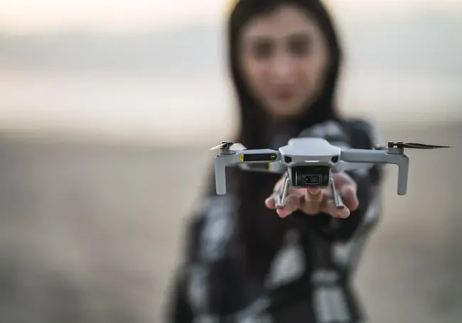 Белорусских школьников будут учить управлению квадрокоптерами