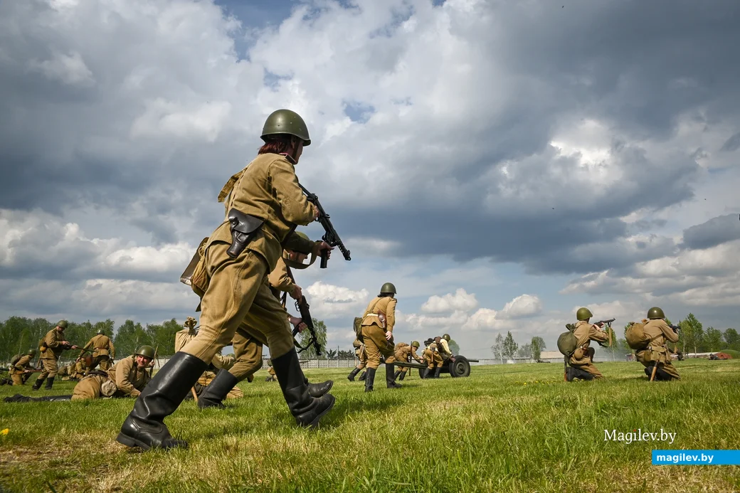 03.05.2025. Бобруйск-Арена. Военно-историческая реконструкция, посвященная Дню Победы