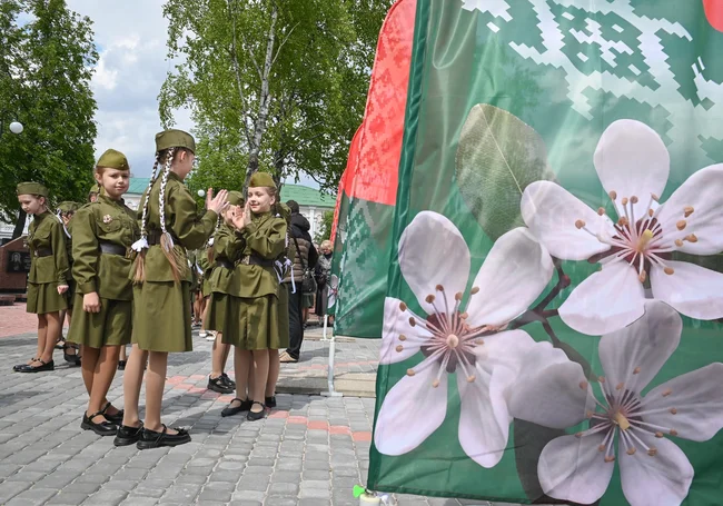 С уважением к памяти. В Бобруйске после реконструкции открыли площадь Победы