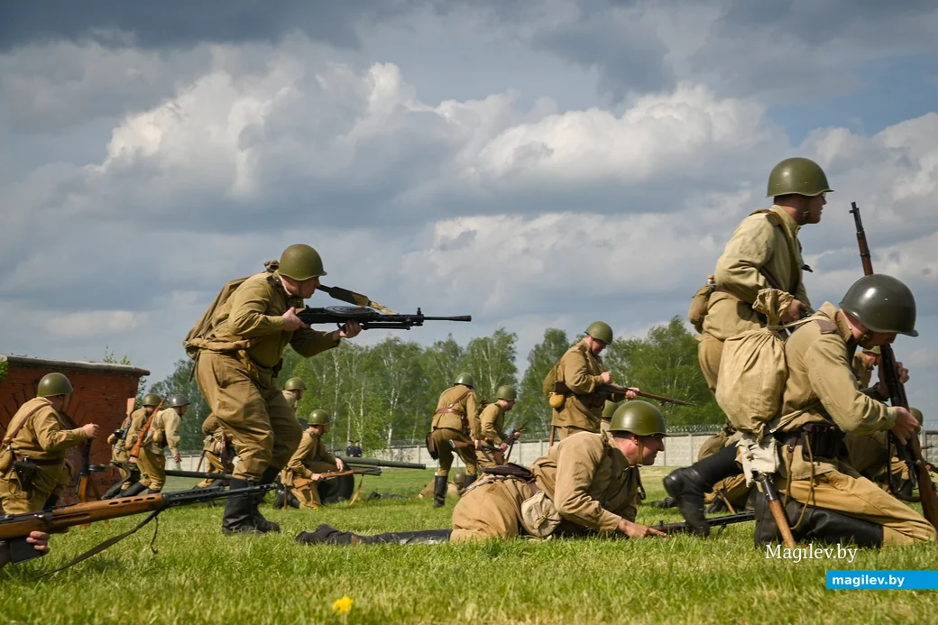 03.05.2025. Бобруйск-Арена. Военно-историческая реконструкция, посвященная Дню Победы