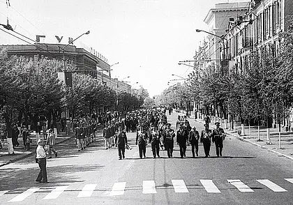 Могилев семидесятых: по главной улице с оркестром