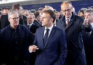 Лидеры Франции, ФРГ, Великобритании и Польши прибыли в Киев