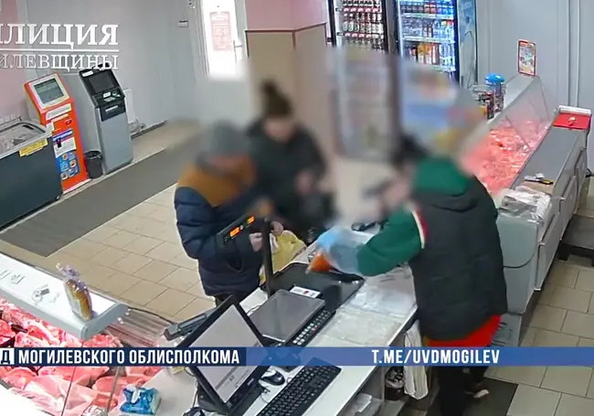 В Бобруйске мужчина взял у знакомого банковскую карту и потратил чужие деньги