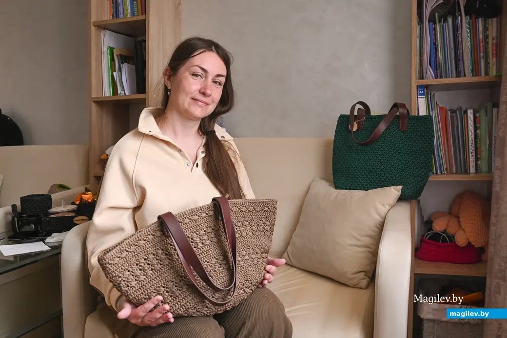 13.05.2025. Бобруйск. Варвара Прокопович со своими работами