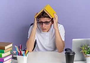 «Сыну в этом году сдавать ЦТ, он уже на нервах. Не знаю, чем ему помочь…» Советует психолог