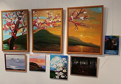 «Поверь в мечту»: глусчанки-художницы устроили «Арт-шок» в краеведческом музее