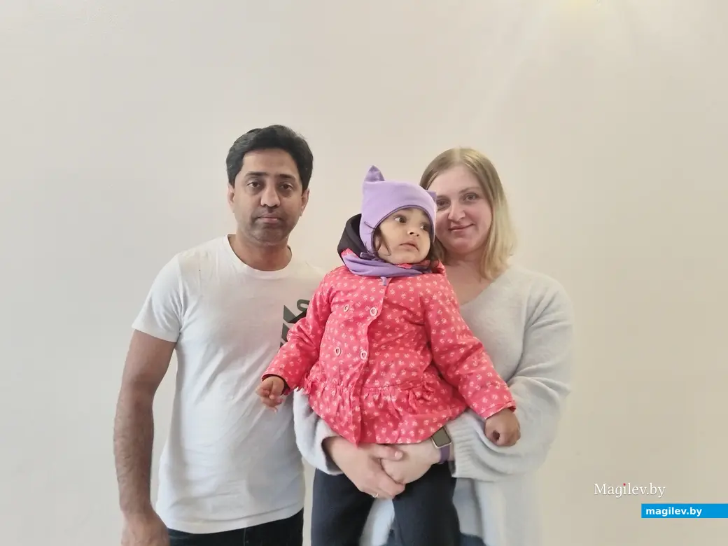 16.05.2025 г. Могилев, ЗАГС. Молодожены недели: Елена Пуницкая и Шахзад Мухаммад Камран.