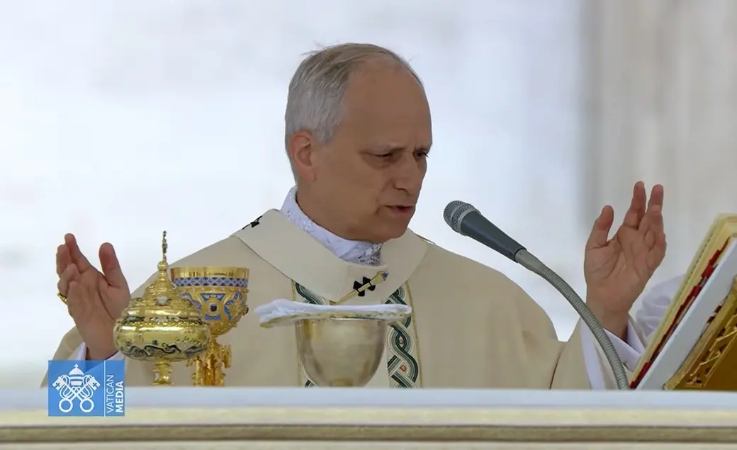 18 мая 2035 года. Церемония интронизации папы римского Льва XIV началась в Ватикане. Фото: кадр трансляции Vatican News.