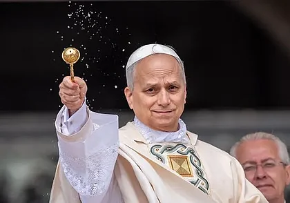 Торжественная церемония вступления на престол Папы Римского прошла в Ватикане. Фотофакт