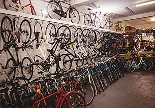 МАРТ проверил магазины мотовелотоваров и выявил нарушения в 86% случаев