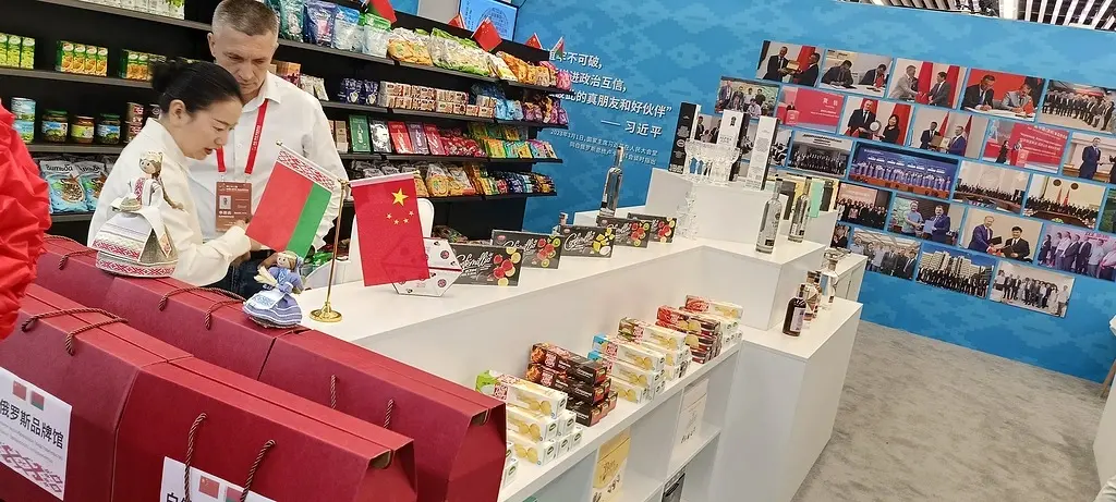 Белорусское мультибрендовое представительство товаров и услуг открылось в провинции Хэнань. Китай. Фото предоставлено Могилевское агентство регионального развития.