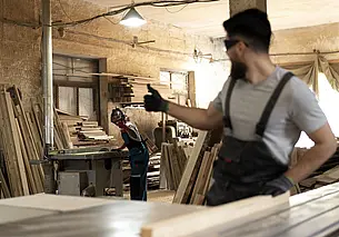 Беларусь вводит временное лицензирование отдельных видов товаров из древесины