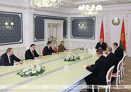 Лукашенко провел большой кадровый четверг. Полный список назначений