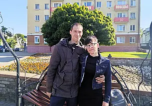 «Мы живем, чтобы делать детей счастливыми». Свадебная пара недели