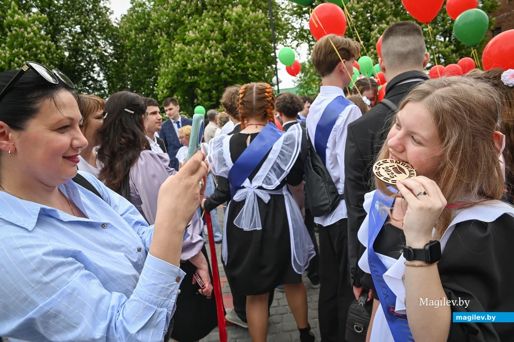 24.05.2025. Площадь Победы – площадь им. В.И.Ленина. Городской праздник «Последний звонок».