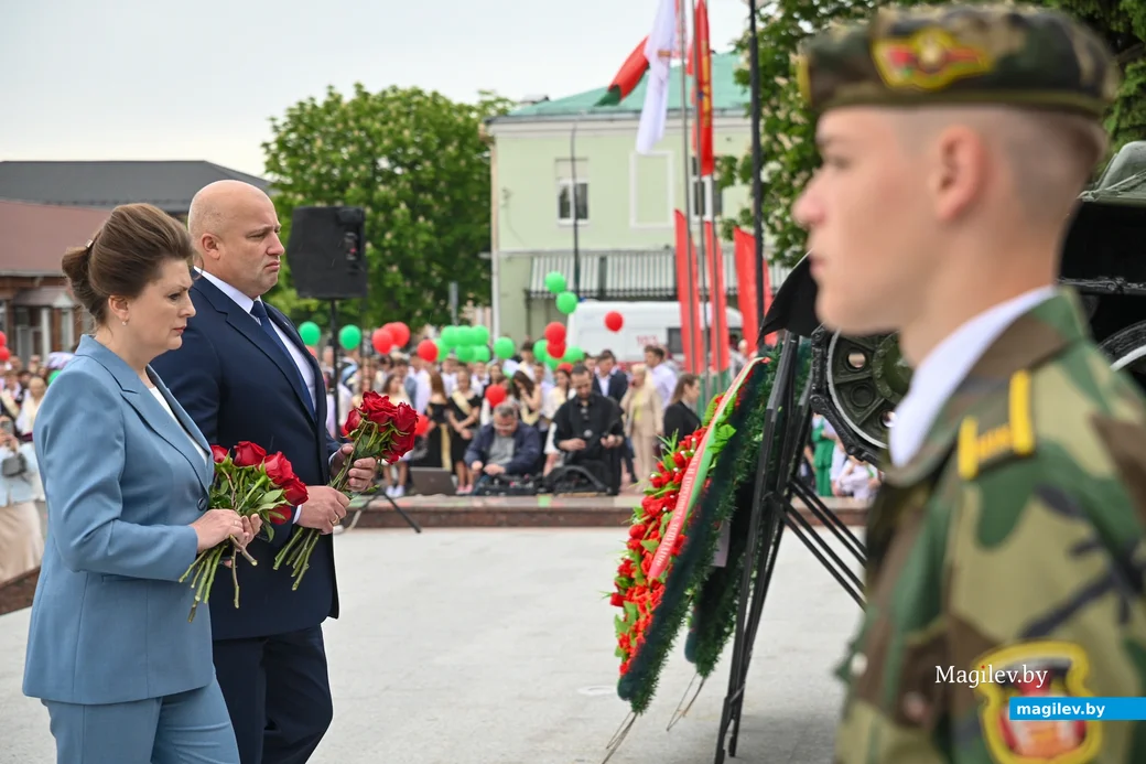 24.05.2025. Площадь Победы – площадь им. В.И.Ленина. Городской праздник «Последний звонок».