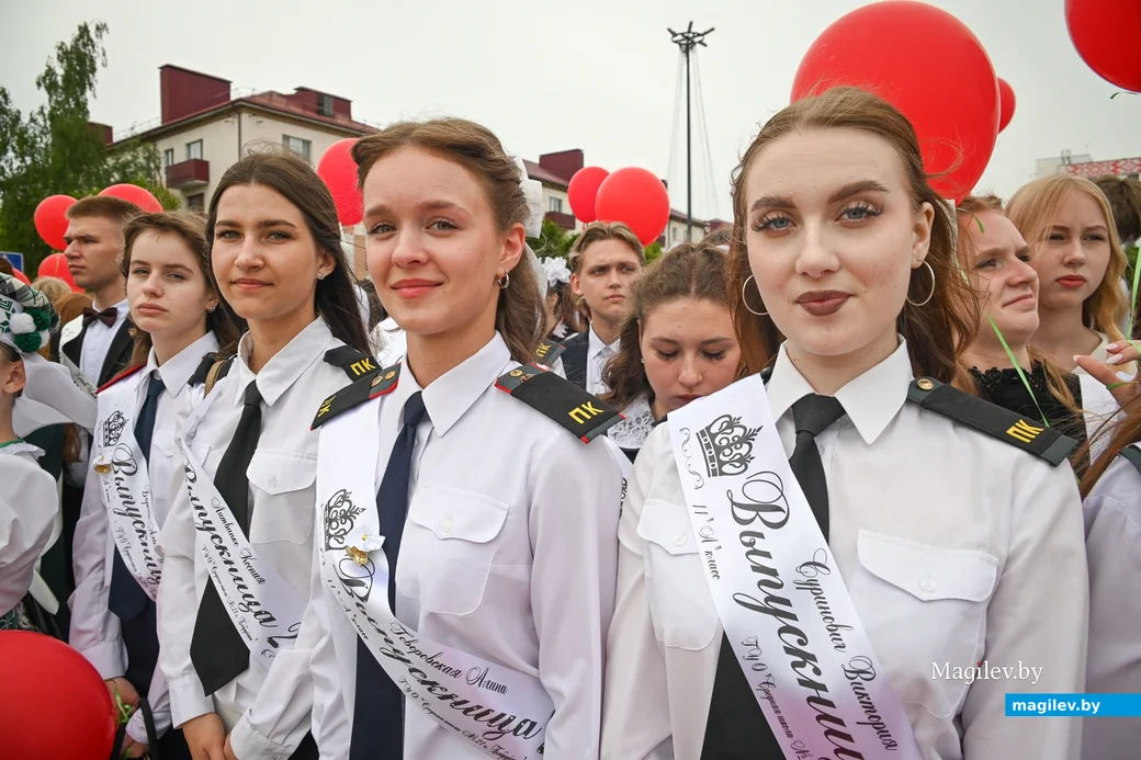 24.05.2025. Площадь Победы – площадь им. В.И.Ленина. Городской праздник «Последний звонок».