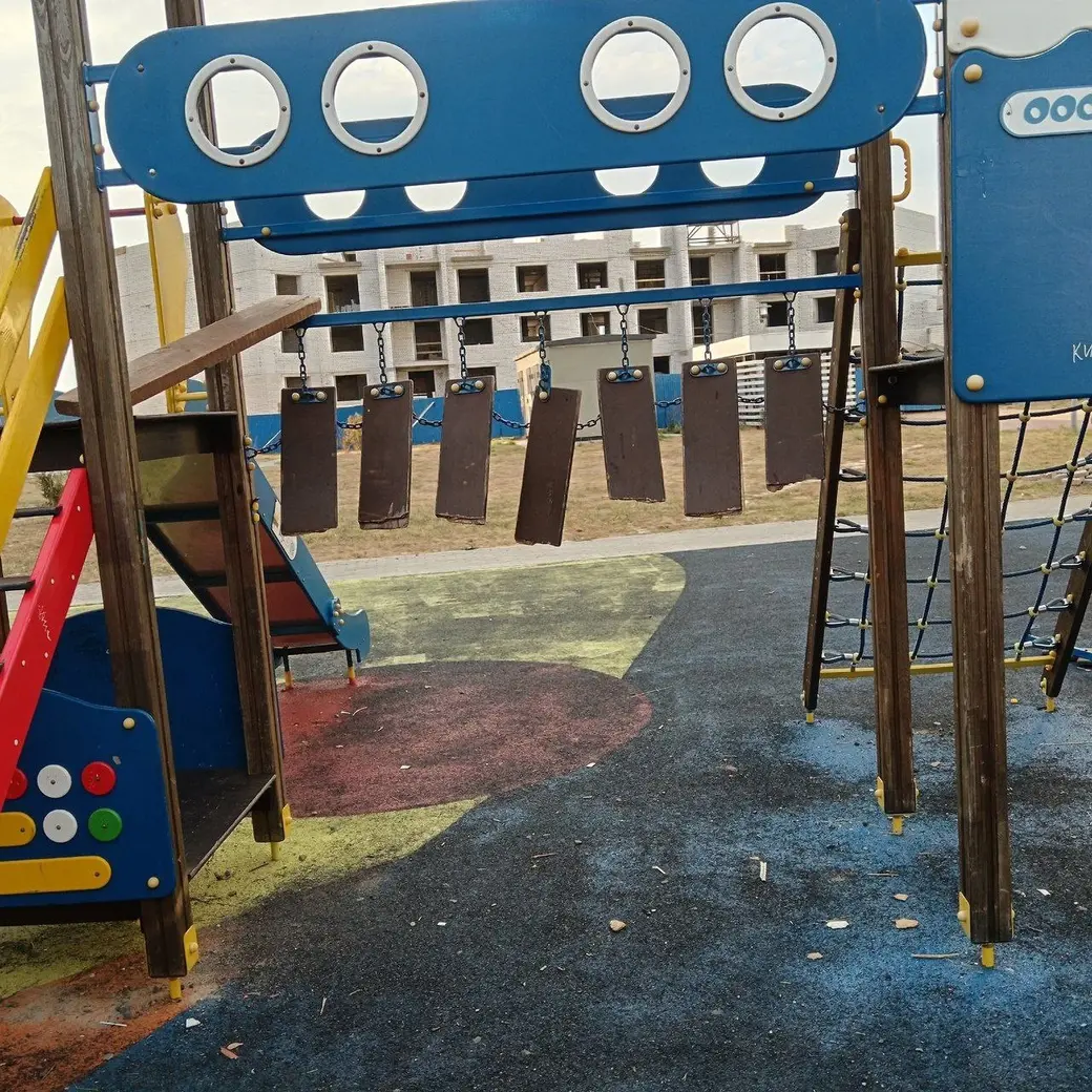 Сентябрь 2024 г. Могилев, Спутник-2. Детская площадка.
