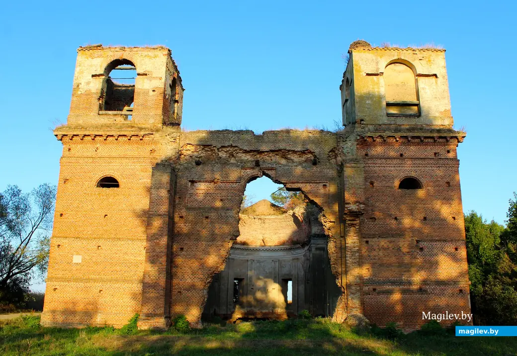 Сентябрь 2024 года. Костел в Каничах Костюковичского района Могилевской области.