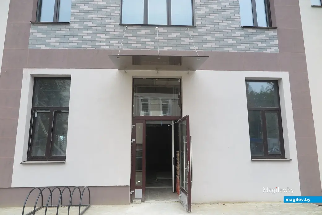 Октябрь 2024 г. Могилев, ул. К.Маркса. На месте административного корпуса «Ольса» будет Госархив Могилевской области.