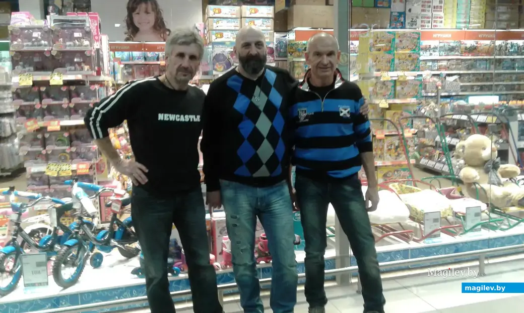 2016-й, Могилев, «Парк Сити». Автор вместе с Михаилом Сандлером и Сергеем Коноплевым.