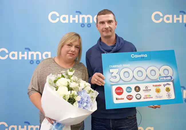 Могилевчанка сходила за газировкой, а разбогатела на 30 000 рублей. Что случилось