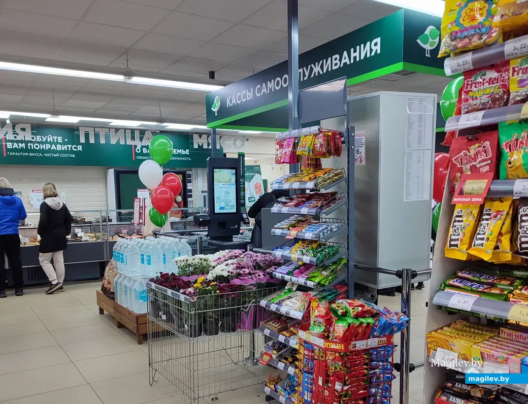 12 октября 2024 г. Магазин «Квартал вкуса» на улице Островского.