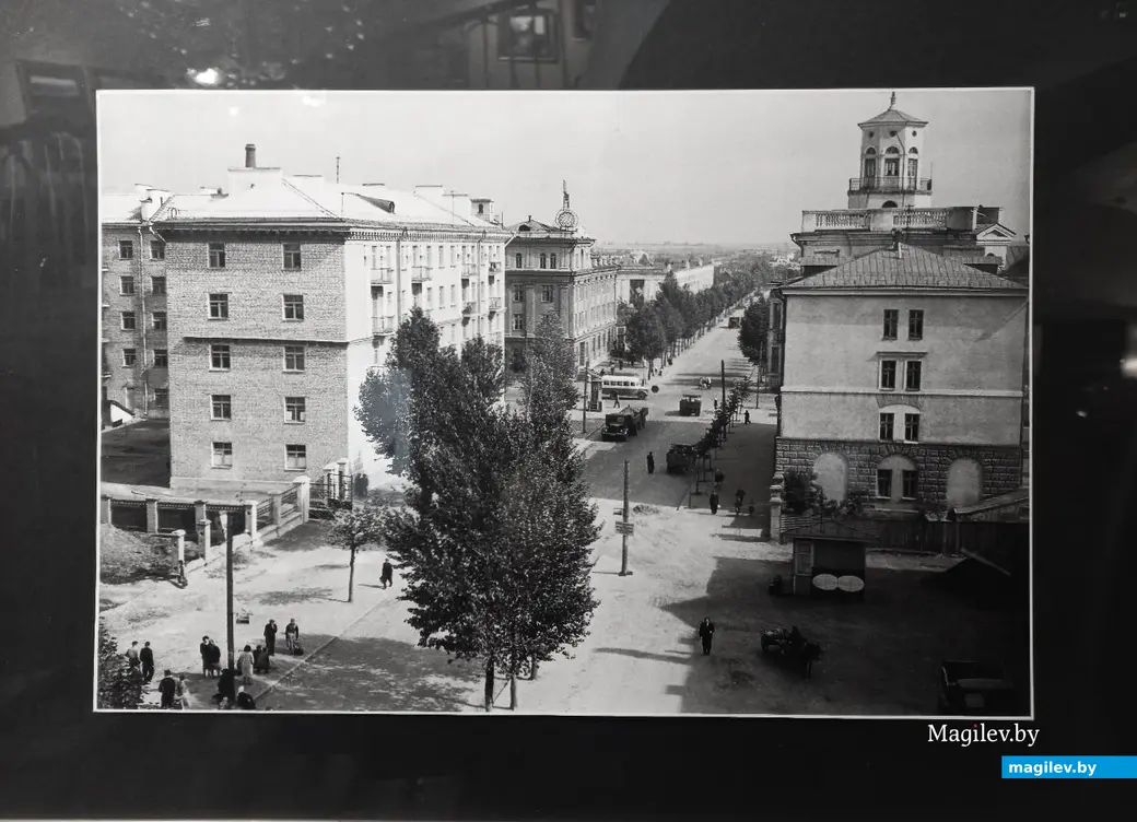 10.10.2024, Могилев, областной краеведческий музей им. Е.Р. Романова. Выставка Николая Желудовича «Город его памяти».