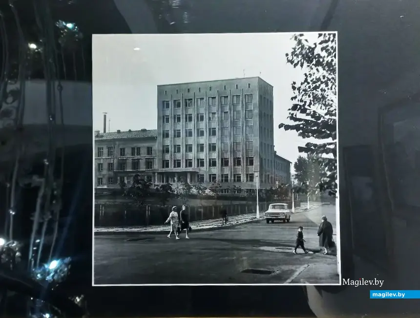 10.10.2024, Могилев, областной краеведческий музей им. Е.Р. Романова. Выставка Николая Желудовича «Город его памяти».