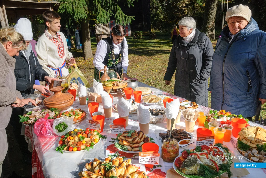 12.10.2024. Глуша. Региональный фестиваль народного творчества и ремёсел «Глушанскі хутарок»