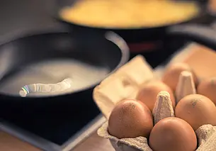 Оладьи выйдут необычайно пышными даже без соды: готовьте тесто по этому рецепту