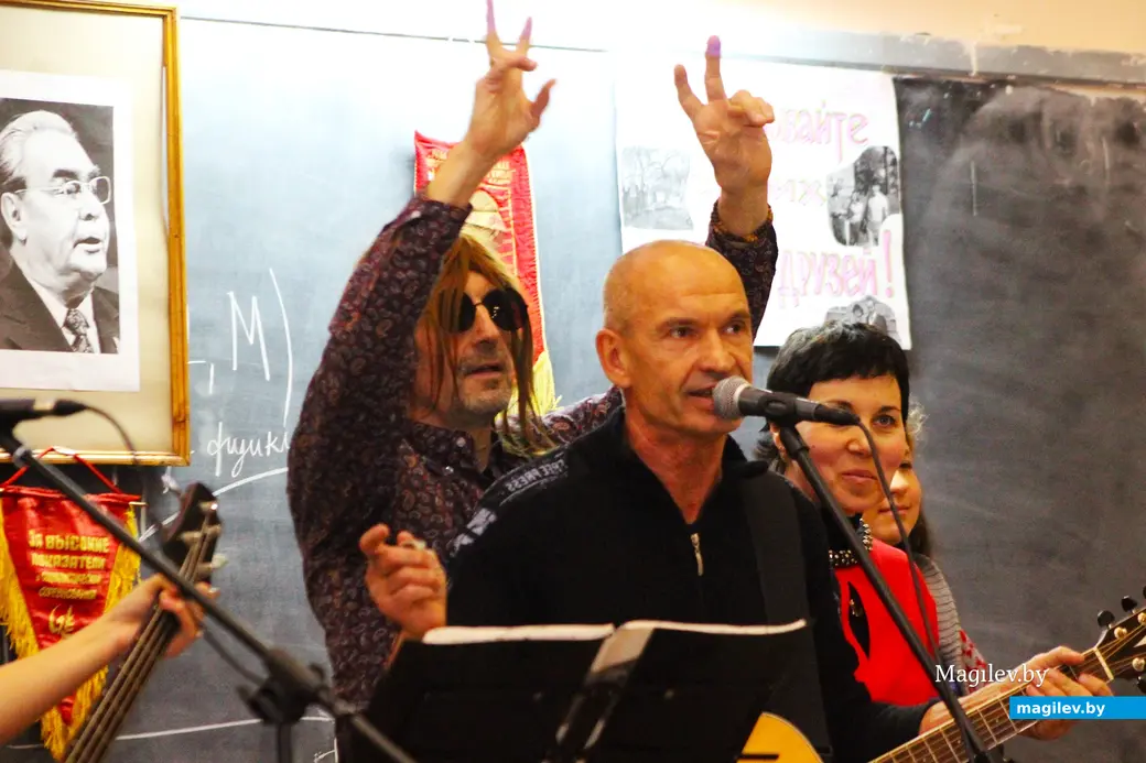 2017-й год, Могилев. Леонид Брежнев принимает косвенное участие во встрече могилевских «семидесятников».