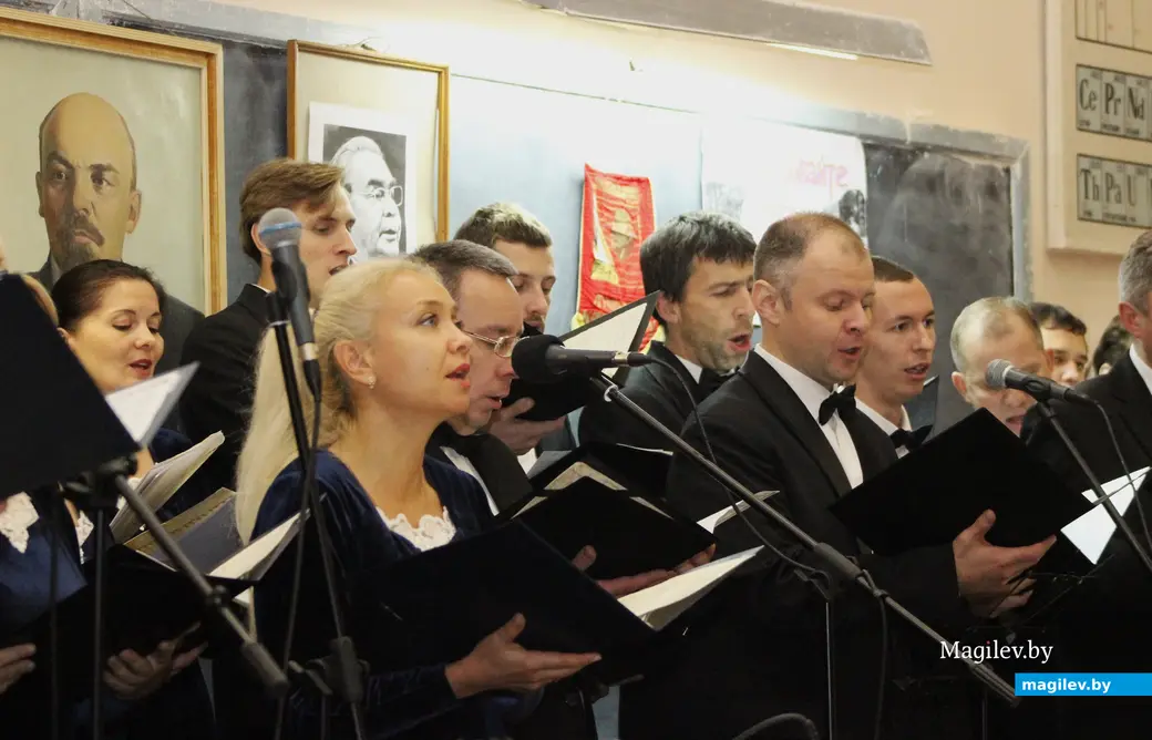 2017-й год, Могилев. Леонид Брежнев принимает косвенное участие во встрече могилевских «семидесятников».