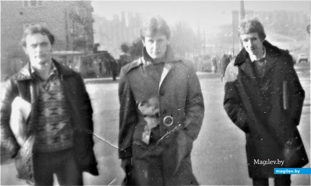 1970-е годы, Могилев. После лекций в институте грех не зайти в «Березку».