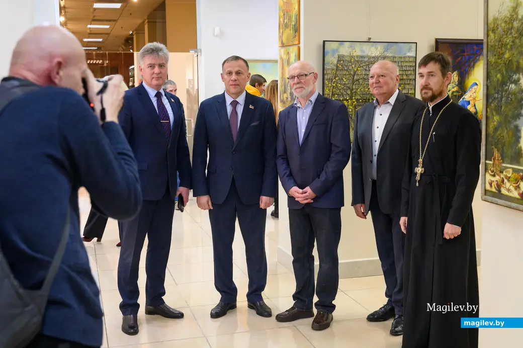 18.10.2024. Бобруйский художественный музей. LR: Начальник отдела культуры Бобруйского горисполкома Вадим Щербич, заместитель председателя Бобруйского горисполкома