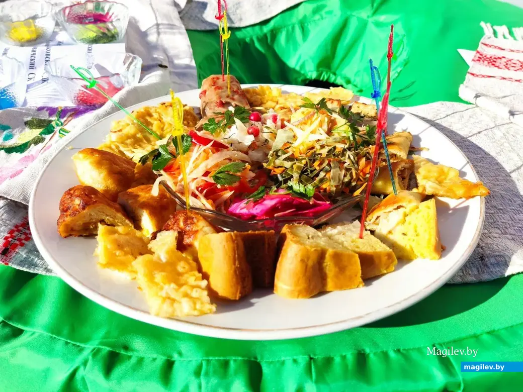 19.10.2024 г. Деревня Малый Кудин, Белыничский район. Гастрономический фестиваль «Спадарыня капуста»