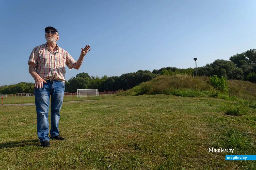 Август 2024 года. Глуск. На валу бывшего замка в период немецко-фашистской оккупации были