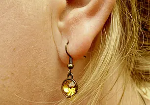 Могилевчанин обворовал знакомую: пока она спала снял у нее золотые серьги