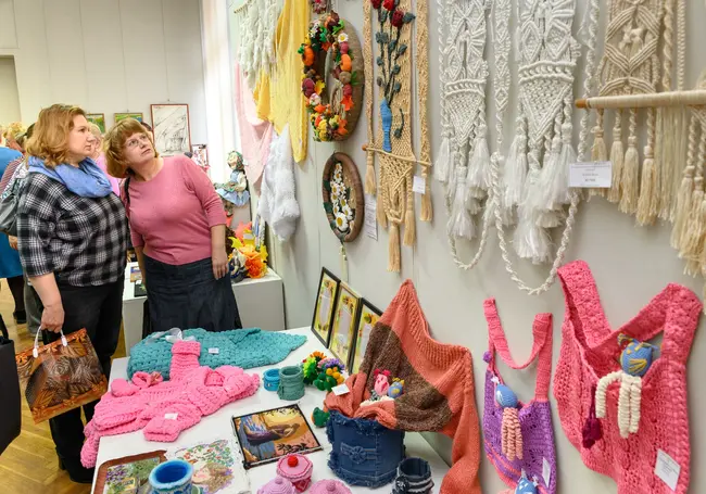 В Бобруйске проходит выставка творческих работ людей с инвалидностью