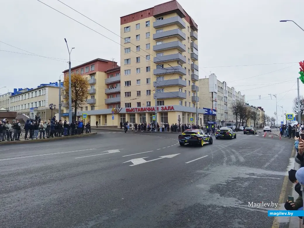 30.10.2024 г. В Могилеве «зажигают» дрифтеры из Японии, Австралии, Нидерландов, Таиланда, Бразилии