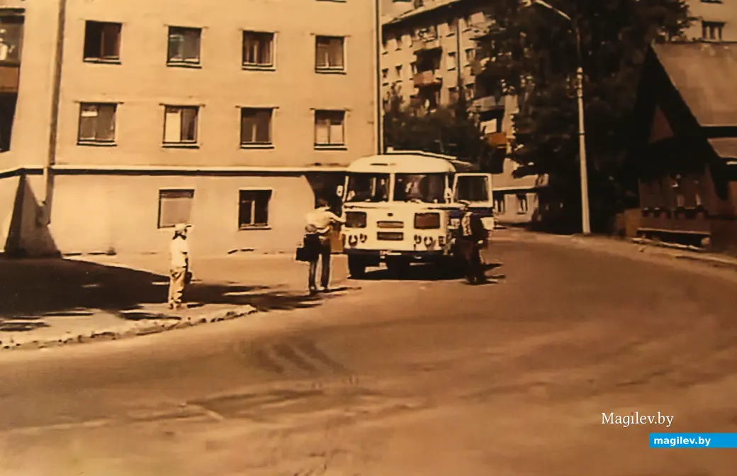 1 ноября 2024 года. Выставочный зал Могилева. Выставка «Могилевщина в зеркале кинематографа». Фильм «Грибной дождь».