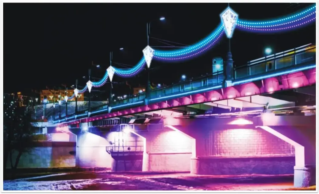 Мосты и путепроводы в Могилеве и так сияют в вечернее время, а перед Новым годом иллюминации станет еще больше