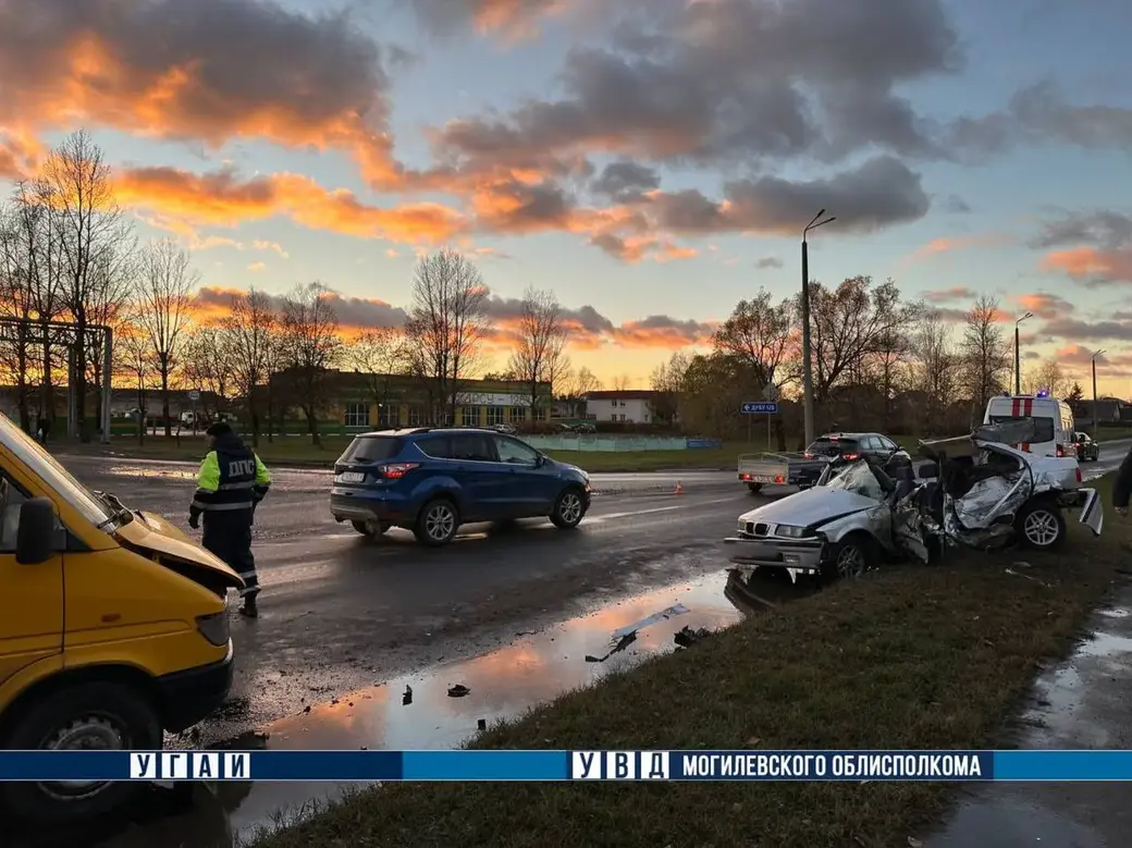 4 ноября 2024 года. Могилев. ДТП по Славгородскому шоссе. Фото ТК-Милиция Могилевщины.
